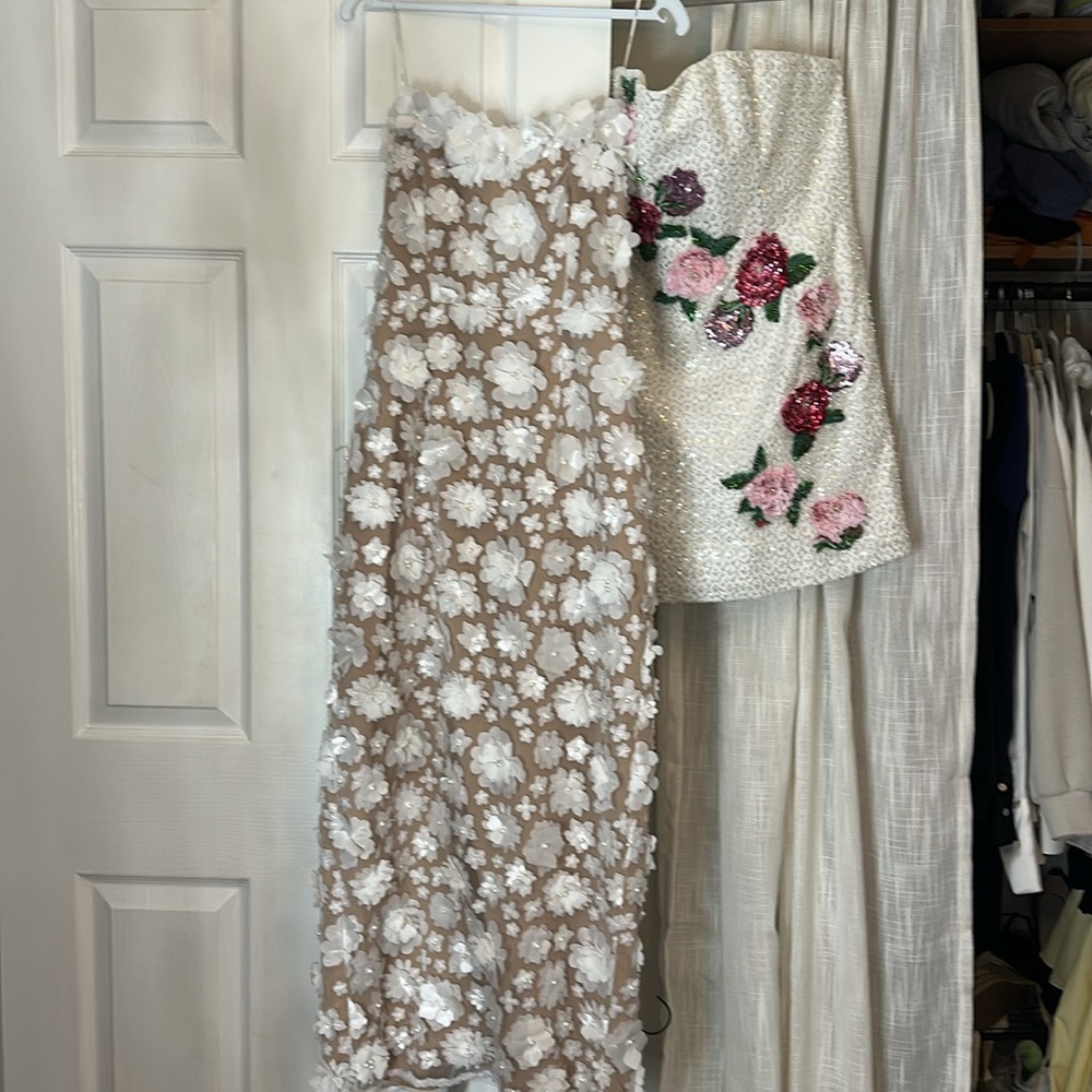 Elliatt Strapless Floral Dress in Ivory - Picture 3 of 3